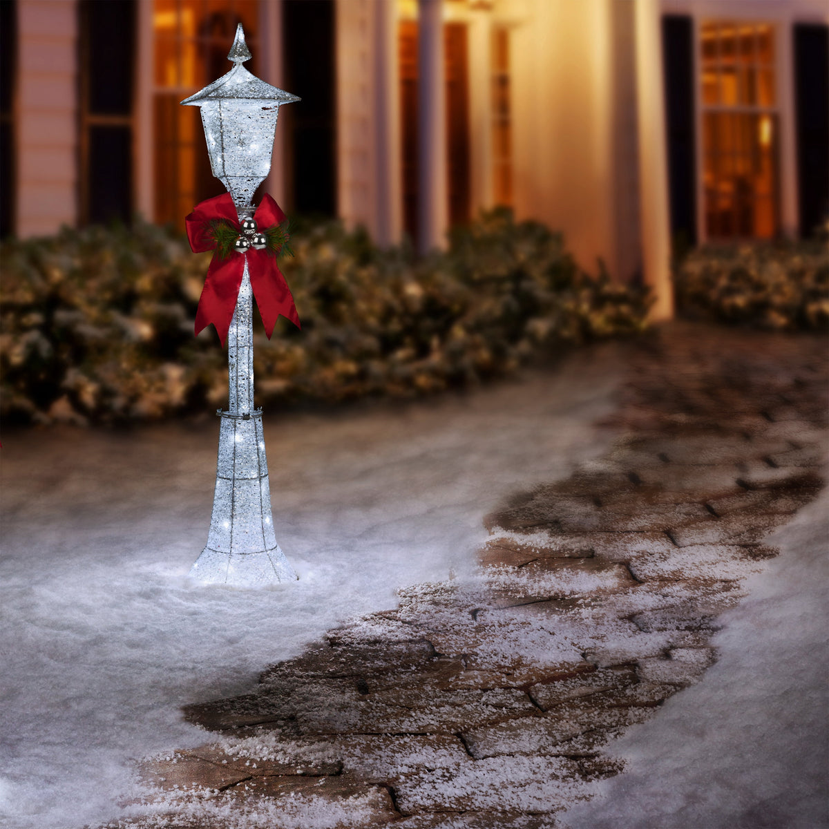 Haute Decor 48 inch tall LED Outdoor Lamppost Christmas Decoration with 50 White LED Lights - Lighted Christmas Decoration for Outside Lawn Decor