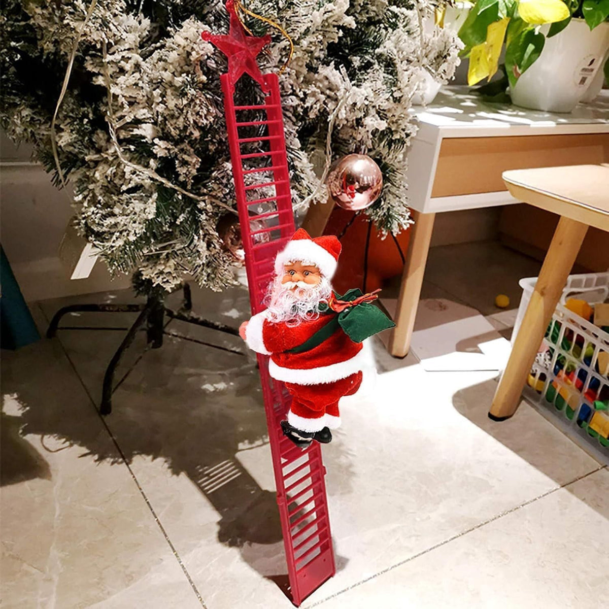 Christmas Electric Climbing Santa with Music & LED Light, Electric Climbing Ladder Santa Claus Doll for Xmas Tree Decorations Hanging Christmas Ornaments Tree Decor Holiday Party Gift