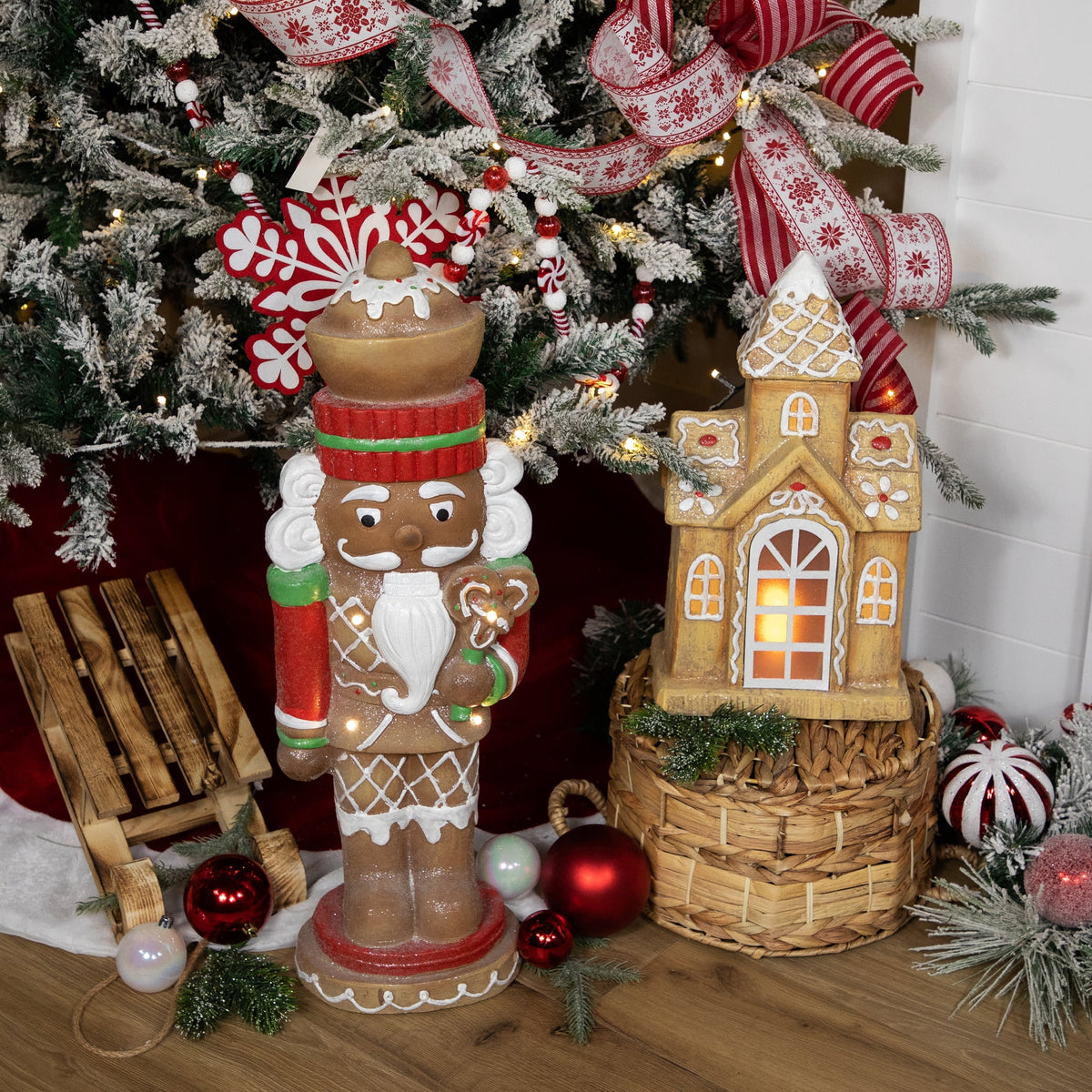 Northlight LED Lighted Gingerbread House with Icing Accents Christmas Decoration - 16"